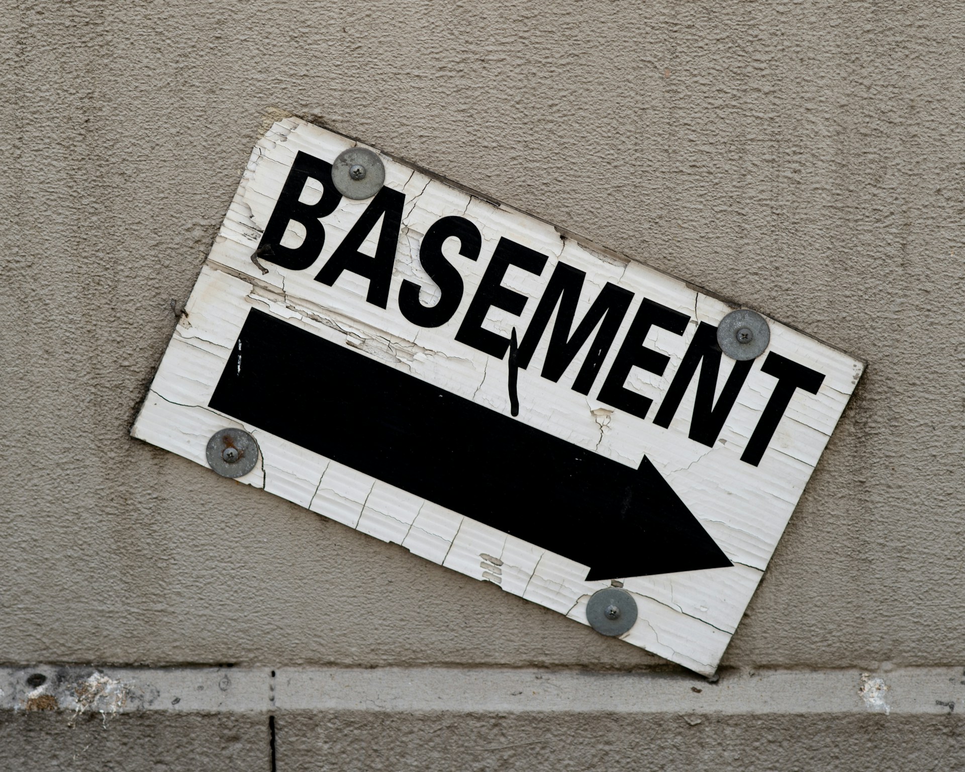 The Hidden Opportunities Beneath Your Feet: Rethinking Basements in London Homes